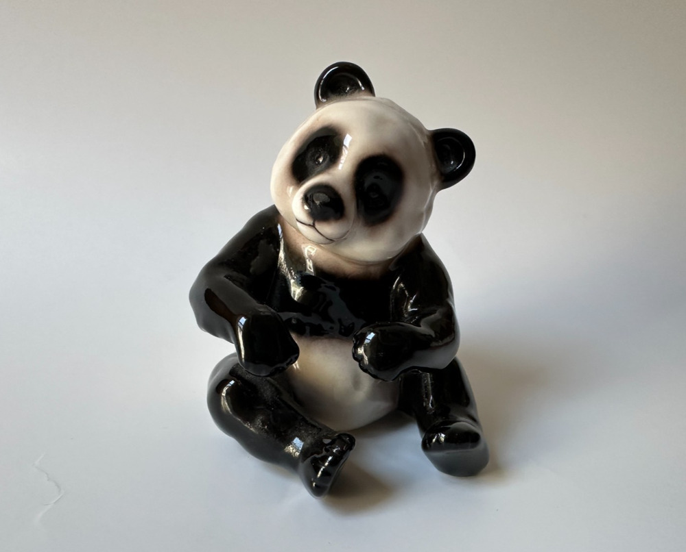 Vintage Enesco Seagull Sitting Panda Porcelain Figurine 3.75" Tall 1996